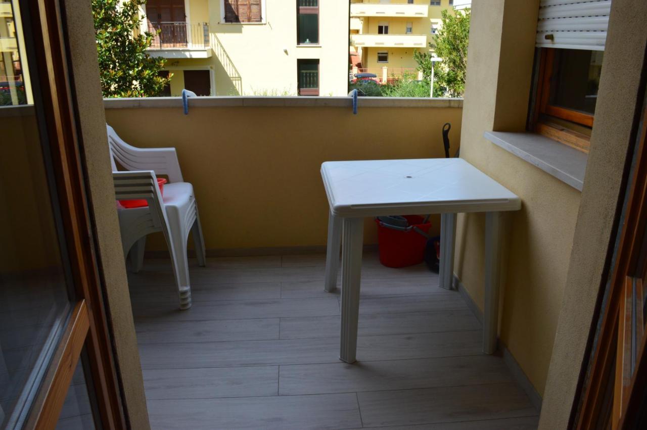 Apartament Ad Un Passo Dal Mare Porto SantʼElpidio Zewnętrze zdjęcie