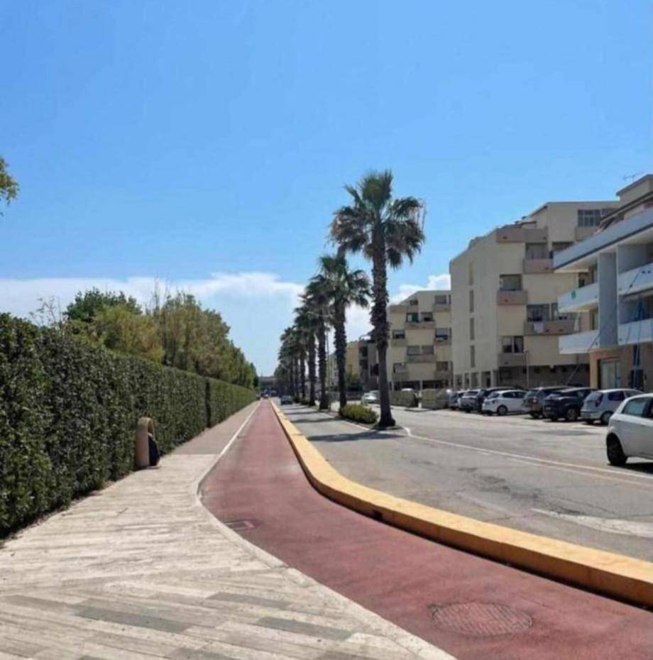 Apartament Ad Un Passo Dal Mare Porto SantʼElpidio Zewnętrze zdjęcie